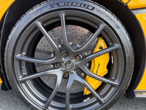 Used 2017 McLaren 570S Coupe RWD image 8