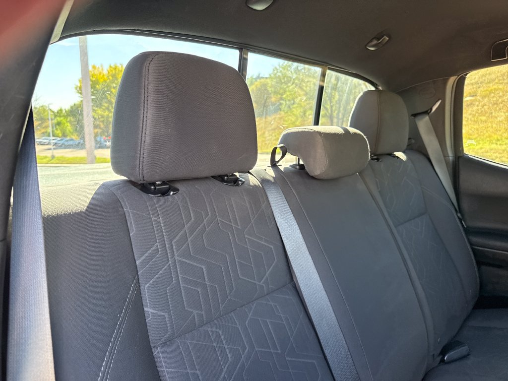 Used 2019 Toyota Tacoma TRD Off-Road AWD/4WD image 24