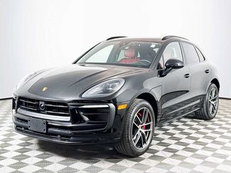 Used 2024 Porsche Macan S video 1