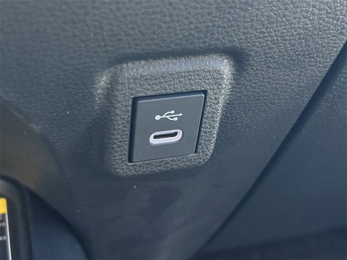 Used 2025 Toyota Corolla SE image 25