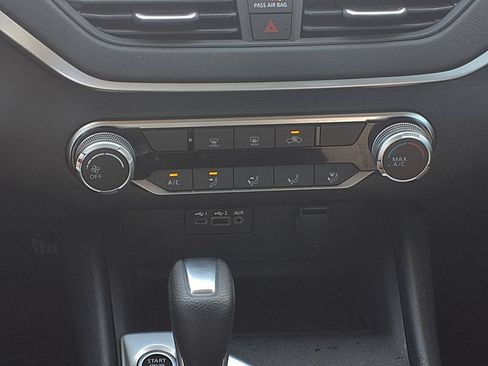 Used 2020 Nissan Altima 2.5 S FWD image 16
