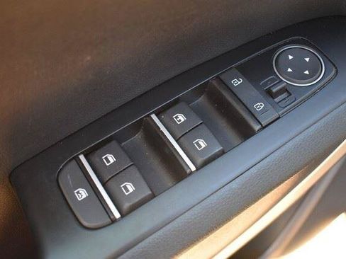 Used 2021 Kia Soul LX FWD image 21