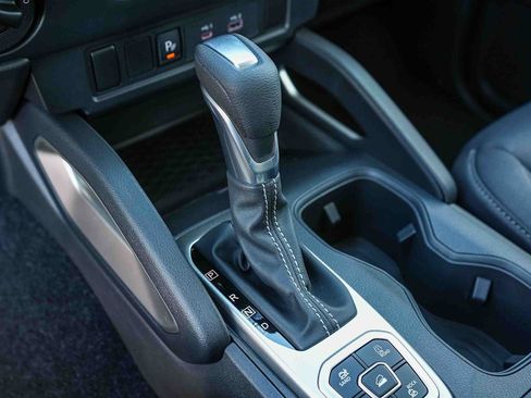New 2026 Nissan Armada SL w/ Captain's Chari Seat Package RWD image 34
