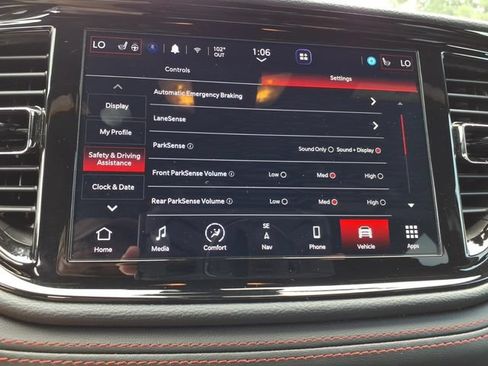 Used 2025 Dodge Durango GT AWD/4WD image 9
