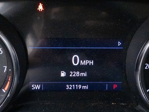 Used 2021 Buick Encore GX Preferred image 19