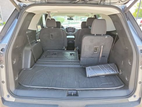 Used 2019 Chevrolet Traverse LT w/ LPO, Floor Liner Package AWD/4WD image 27