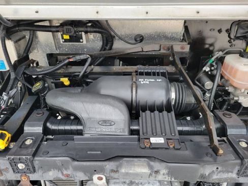 Used 2016 Ford E-350 and Econoline 350 Super Duty w/ A/C Prep Package RWD image 20