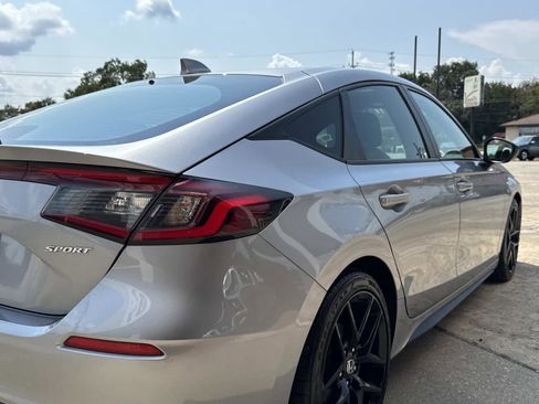 Used 2024 Honda Civic Sport image 13