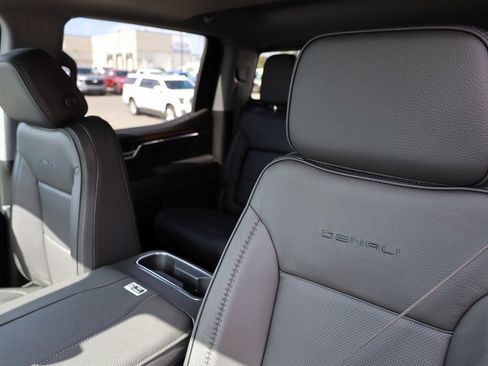New 2026 GMC Sierra 1500 Denali w/ Technology Package image 18