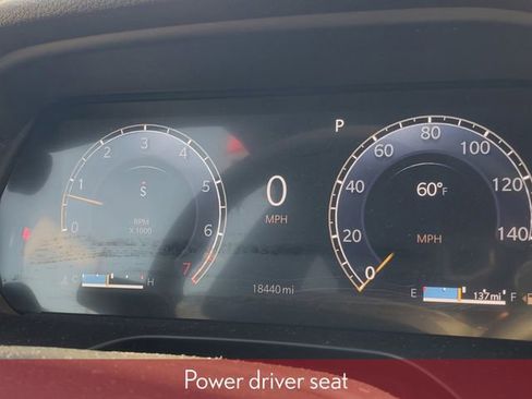 Used 2025 Jeep Grand Cherokee Limited w/ Black Appearance Package image 22