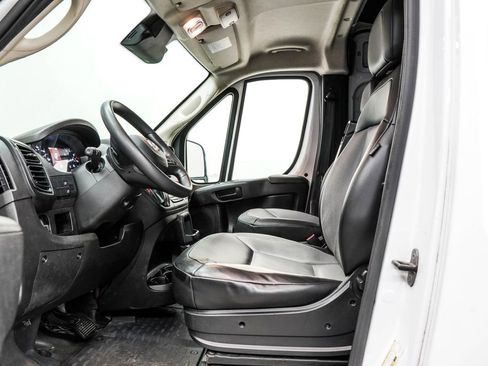 Used 2023 RAM ProMaster 2500 FWD image 16