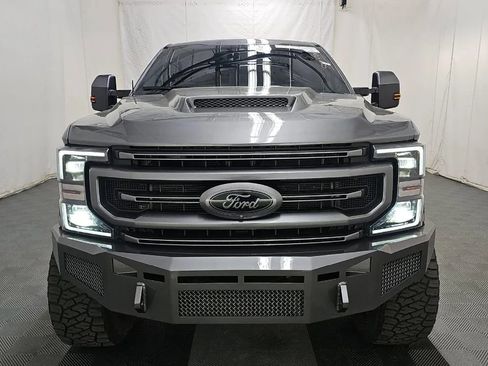 Used 2022 Ford F350 Platinum w/ FX4 Off-Road Package image 2