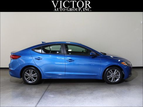 Used 2018 Hyundai Elantra SEL FWD image 8