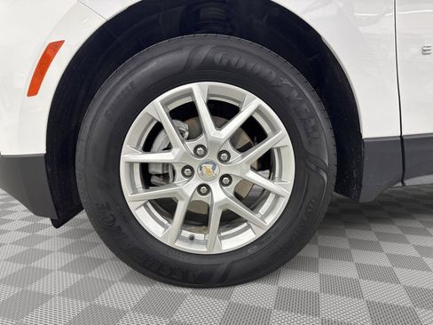 Used 2023 Chevrolet Equinox LS w/ LS Convenience Package AWD/4WD image 20