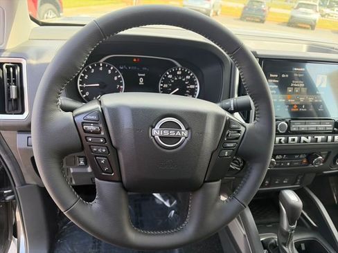New 2026 Nissan Frontier SV AWD/4WD image 23