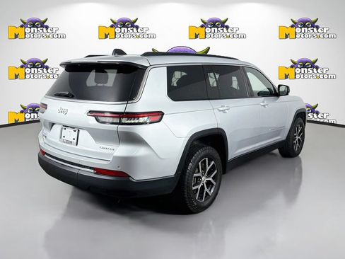 Used 2024 Jeep Grand Cherokee L Limited AWD/4WD image 5