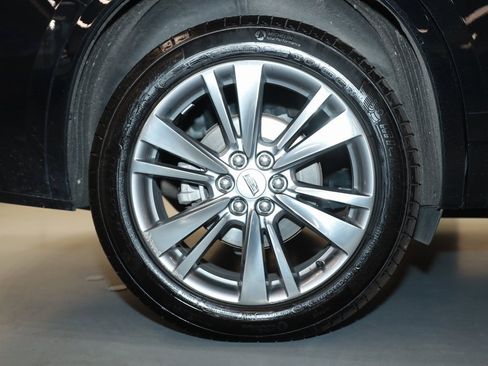 Used 2025 Cadillac XT6 Premium Luxury image 27