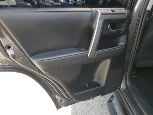 Used 2022 Toyota 4Runner SR5 image 14