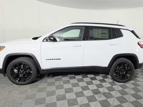New 2026 Jeep Compass Latitude image 7