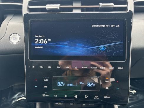 Used 2024 Hyundai Santa Cruz Night image 32