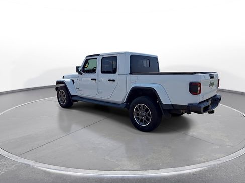 Used 2020 Jeep Gladiator Overland AWD/4WD image 6