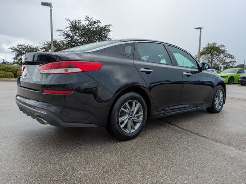 Used 2019 Kia Optima LX FWD image 4