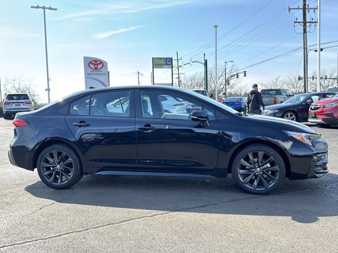 Used 2026 Toyota Corolla SE image 17