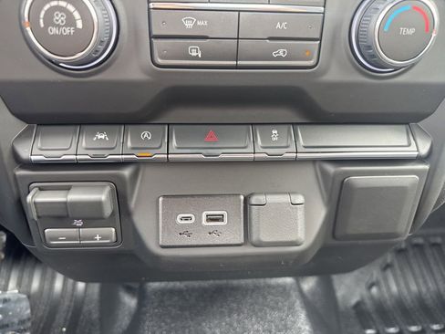 New 2026 Chevrolet Silverado 1500 W/T w/ LPO, Dark Essentials Package AWD/4WD image 37
