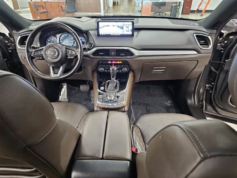 Used 2023 MAZDA CX-9 Signature image 9