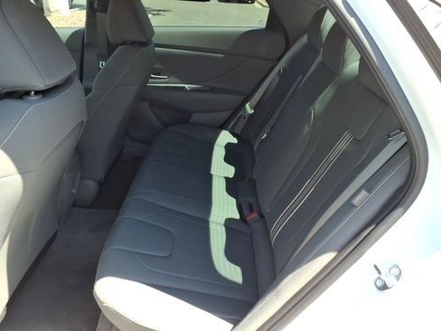 Certified 2026 Hyundai Elantra Sport FWD image 16