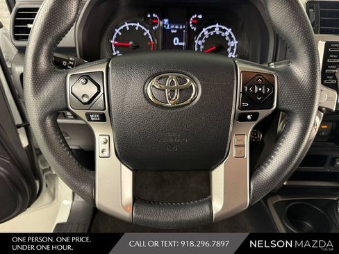 Used 2024 Toyota 4Runner SR5 AWD/4WD image 23