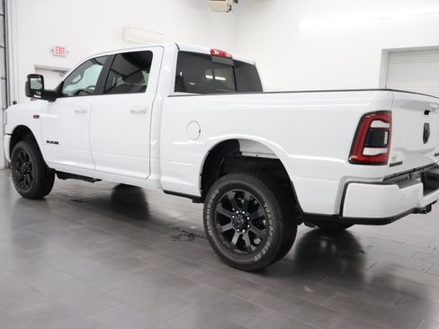 Used 2024 RAM 2500 Big Horn w/ Night Edition AWD/4WD image 6