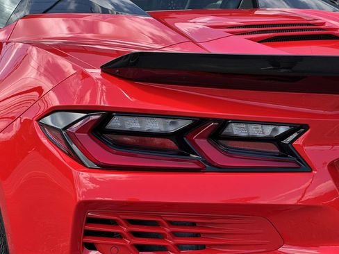 Used 2025 Chevrolet Corvette E-Ray AWD/4WD image 12