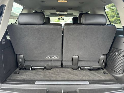 Used 2013 Cadillac Escalade Luxury image 15