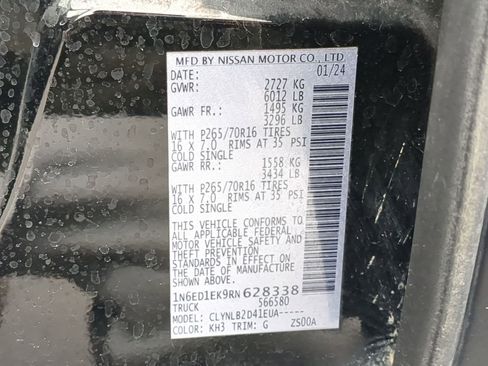 Used 2024 Nissan Frontier SV image 35