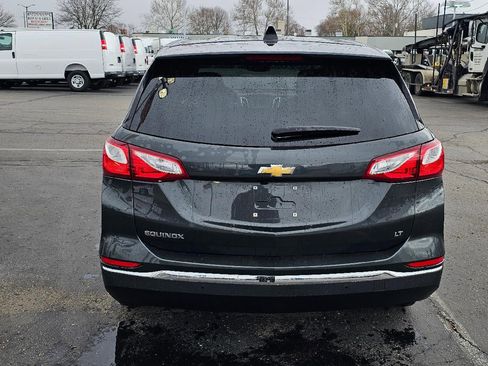 Used 2020 Chevrolet Equinox LT w/ Driver Convenience Package image 9