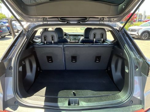 Used 2023 Chevrolet Bolt EUV Premier FWD image 22