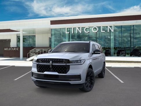 New 2025 Lincoln Navigator Reserve w/ Jet Appearance Package image 2