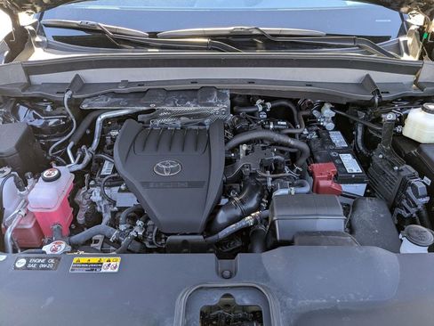 Used 2025 Toyota Grand Highlander XLE image 41