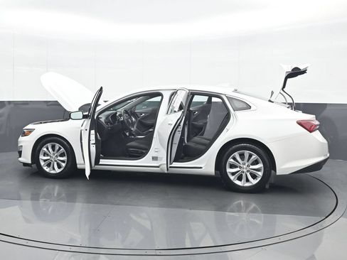 Used 2022 Chevrolet Malibu LT FWD image 37