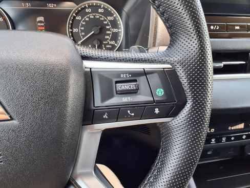 Used 2025 Mitsubishi Outlander SE AWD/4WD image 16