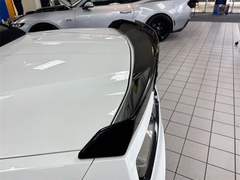 Used 2014 Chevrolet Corvette Stingray Convertible w/ 2LT Preferred Equipment Group image 9