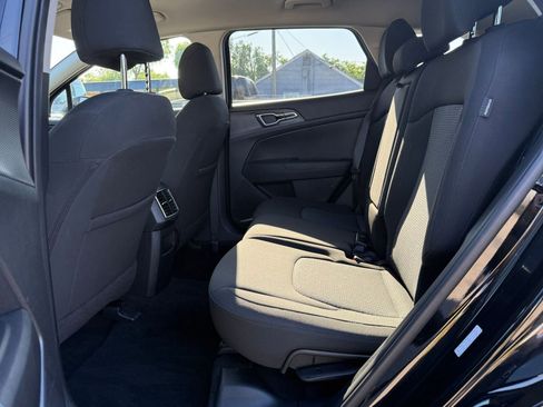 Used 2025 Kia Sportage LX FWD image 24