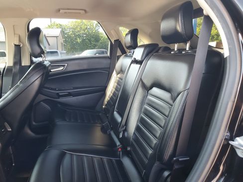 Used 2019 Ford Edge SEL w/ Equipment Group 201A FWD image 25