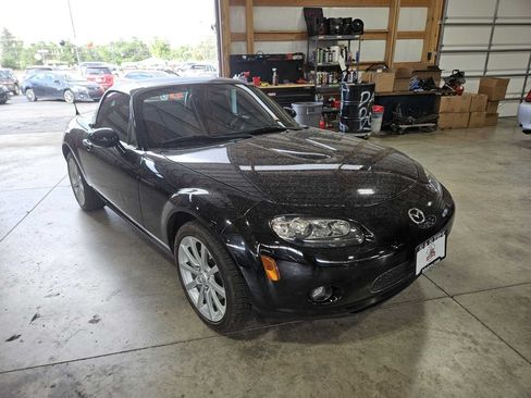 Used 2008 MAZDA MX-5 Miata Grand Touring w/ Premium Pkg RWD image 10