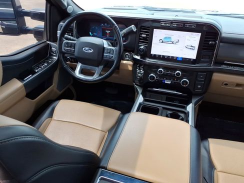 Used 2023 Ford F350 Lariat w/ Lariat Ultimate Package AWD/4WD image 4