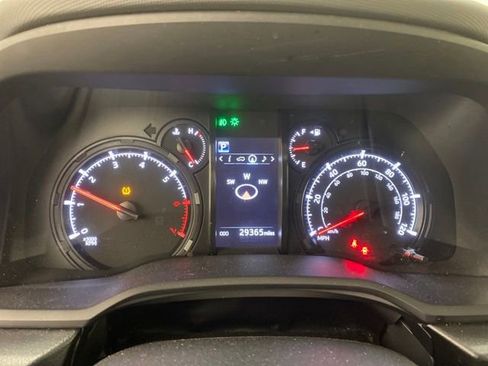 Certified 2024 Toyota 4Runner SR5 Premium image 19