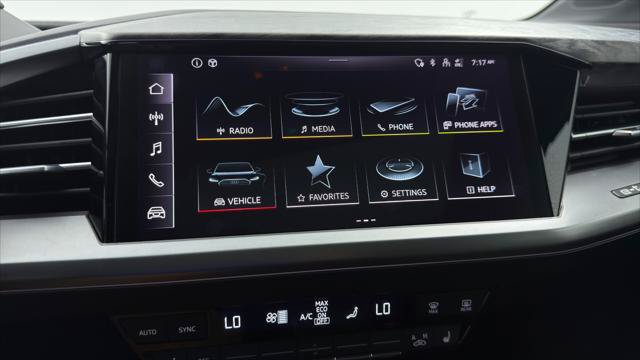 Used 2023 Audi Q4 e-tron Premium RWD image 29
