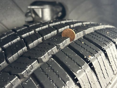 Used 2020 Hyundai Santa Fe Limited image 10