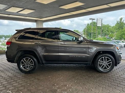 Used 2020 Jeep Grand Cherokee Limited AWD/4WD image 4